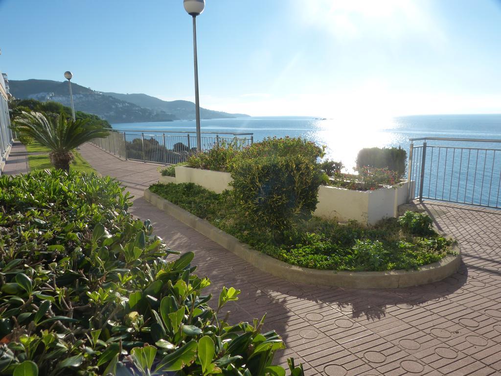 Roses Sobre El Mar Apartment Bilik gambar