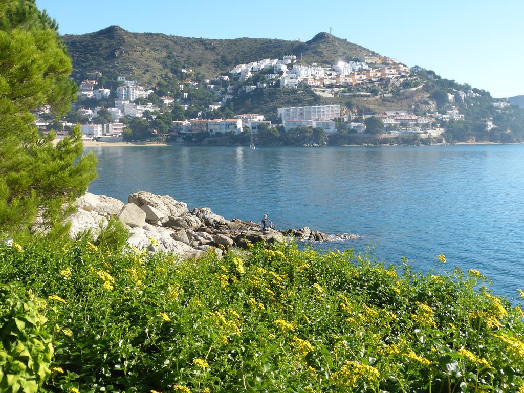 Roses Sobre El Mar Apartment Bilik gambar